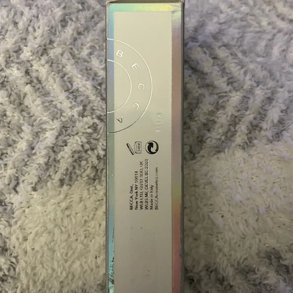 NEW Becca Light Shifter Dewing Tint (4.5 CLOUD NINE)